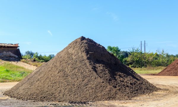 Black Dirt Delivery in Port Orchard