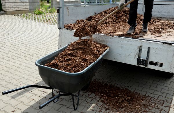 Bulk Mulch Delivery in Port Orchard