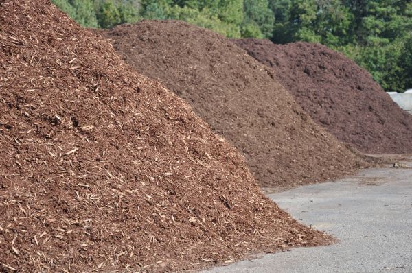 Brown Mulch Delivery in Port Orchard