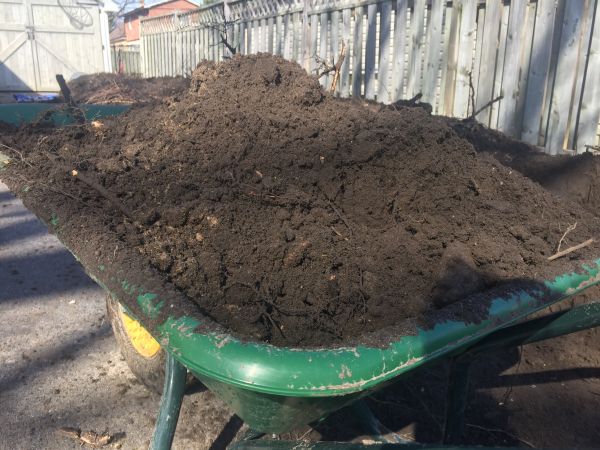 Residential Dirt Delivery in Port Orchard
